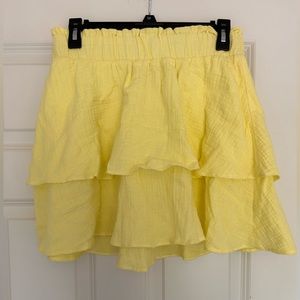 Show me your Mumu skirt/ size large, yellow mini skirt